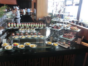 【パタヤ グルメ】ヒルトン「EDGE」のランチビュッフェでステキな時間を！