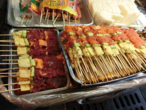 パタヤの屋台でお買い物してみよう！　焼き物編