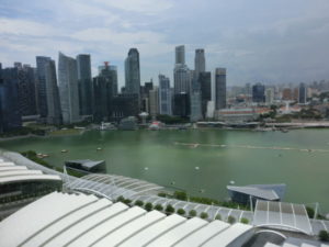 マリーナベイサンズ フードコート情報