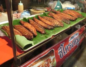 タイ 屋台料理 豚肉焼き「ムーヤーン」